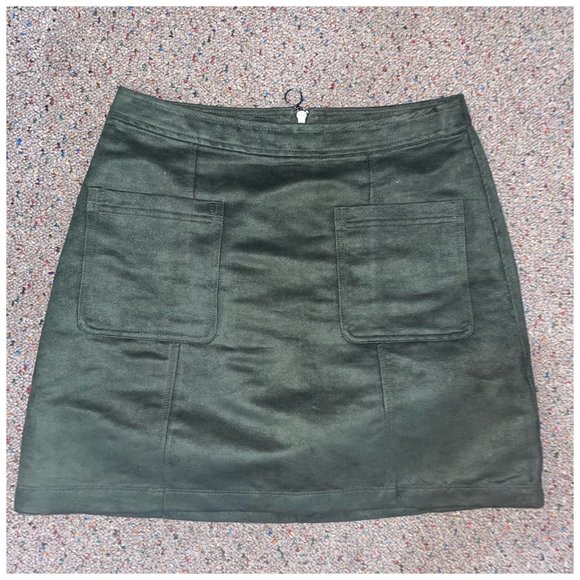 Old Navy green suede skirt size 6 - Picture 1 of 2